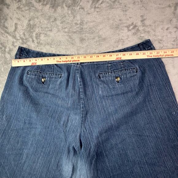 CJ Banks Woman's Size 22W Shorts Denim Jeans 12 Inch Rise Casual - Picture 6 of 6